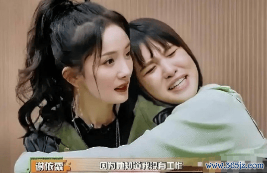 谢依霖炫耀杨幂暗里超爱晒男儿 齐是“晒娃狂魔”